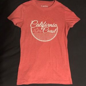 ‼️PRICE DROP‼️Red graphic t-shirt